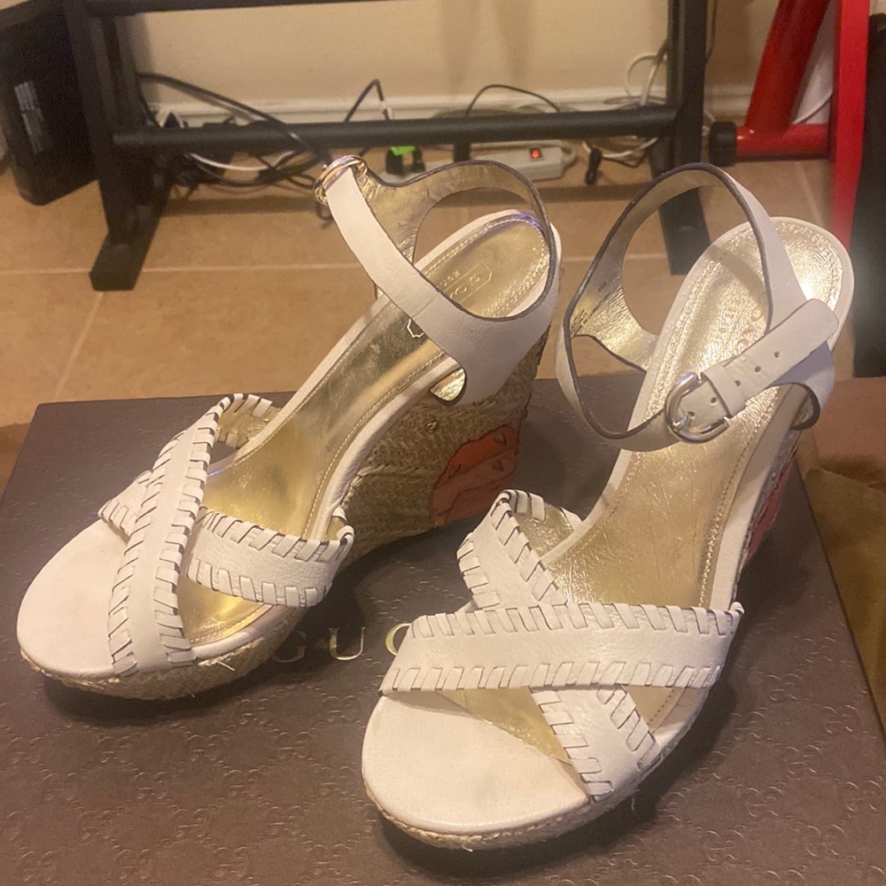 COACH 9 1/2 LINEN